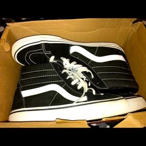 Vans SK 8 HI size 12 Black/White